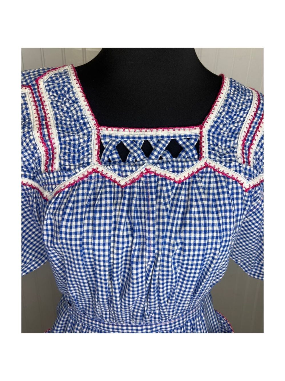 Vintage 70’s Gingham Apron Dress - Picture 4 of 8